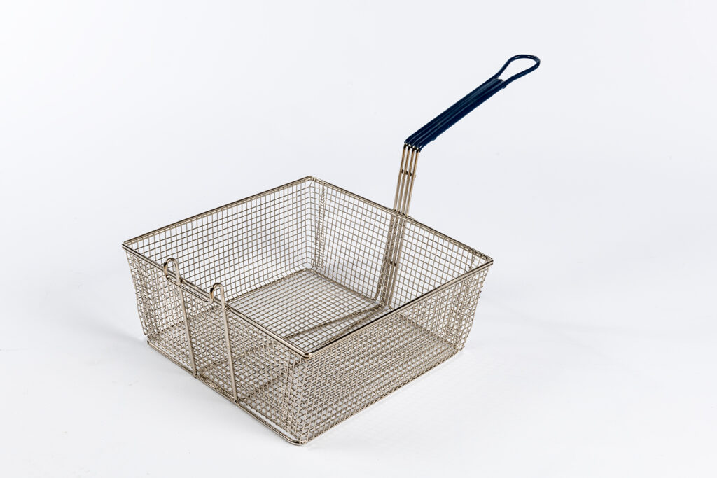 Twin fryer basket